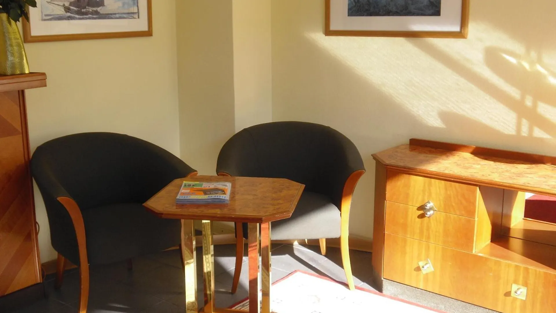 Hotel Amadeus Central Berlin 2*,  Almanya