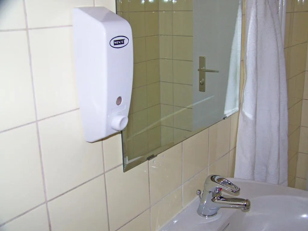 **  Hotel Amadeus Central Berlin Almanya